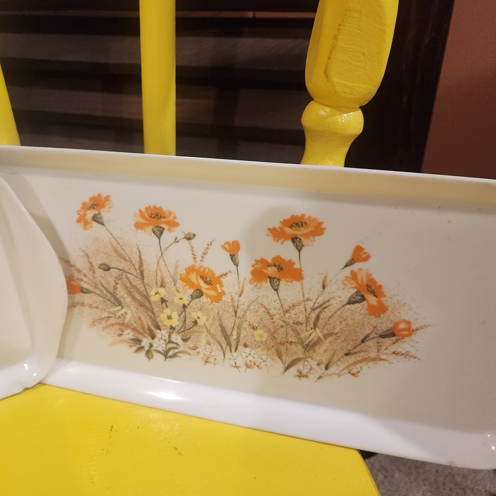 Vintage Floral Rectangular Serving Trays Set of 2 - Picture 2 of 5